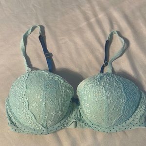 Gilly Hicks bra 36C